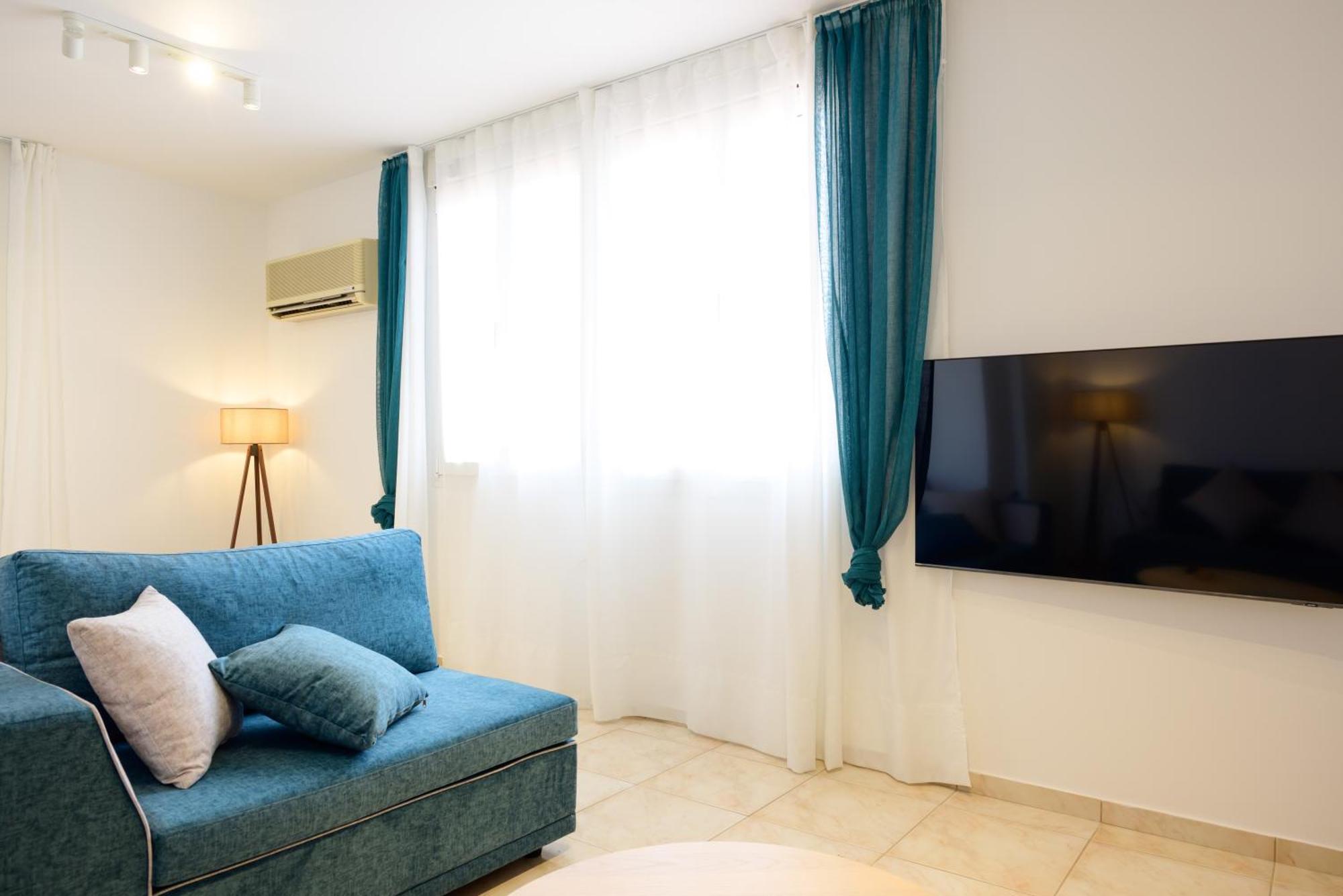 Summer Retreat 3rd Floor Apartment
