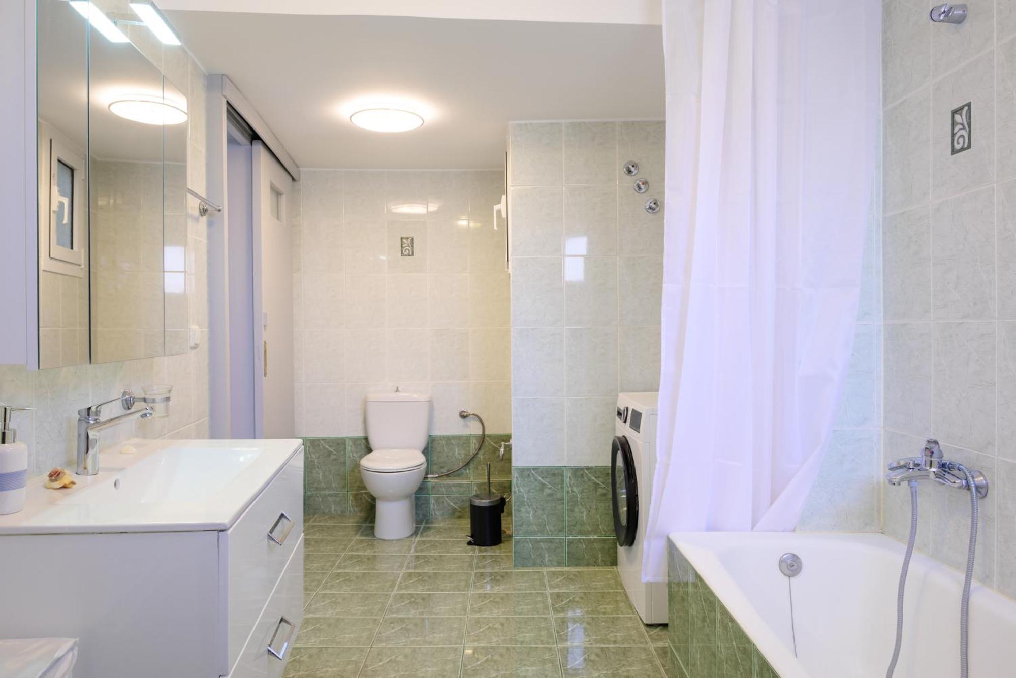 Summer Retreat 3rd Floor Agios Nikolaos (Crete)
