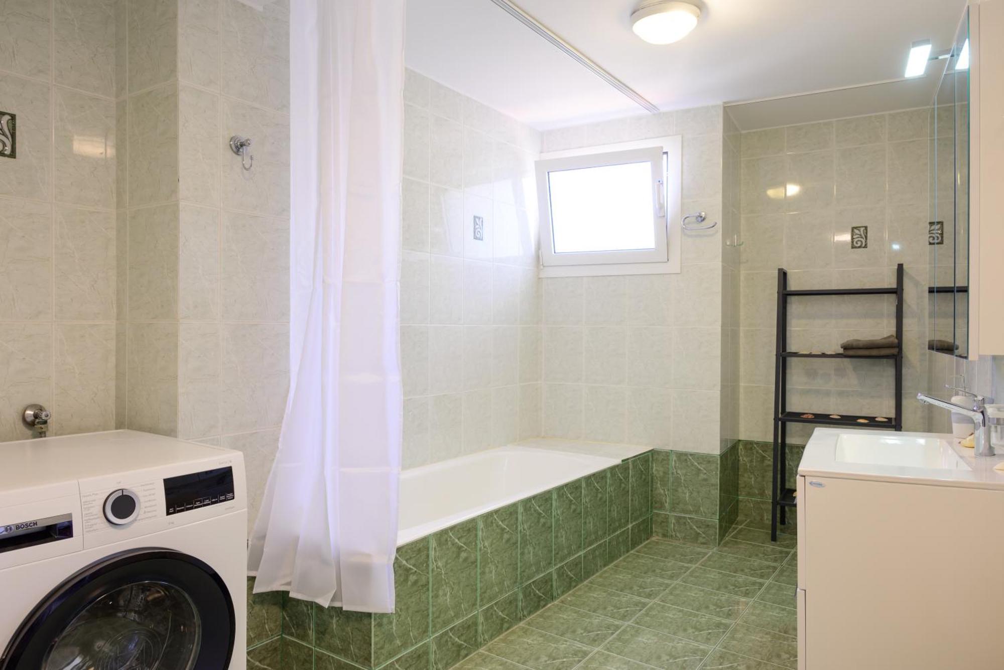 Summer Retreat 3rd Floor Apartment Agios Nikolaos (Crete)